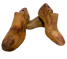Load image into Gallery viewer, Vintage Shoe lasts-various sizes