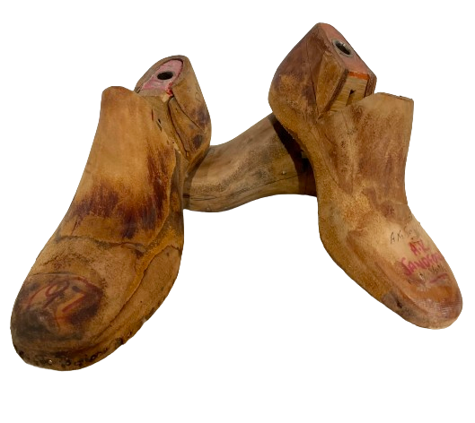 Vintage Shoe lasts-various sizes