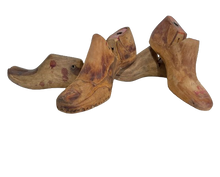 Load image into Gallery viewer, Vintage Shoe lasts-various sizes